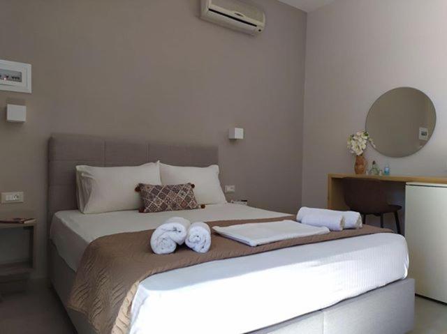 Galini Apartment'S-Suites Skaloti Buitenkant foto