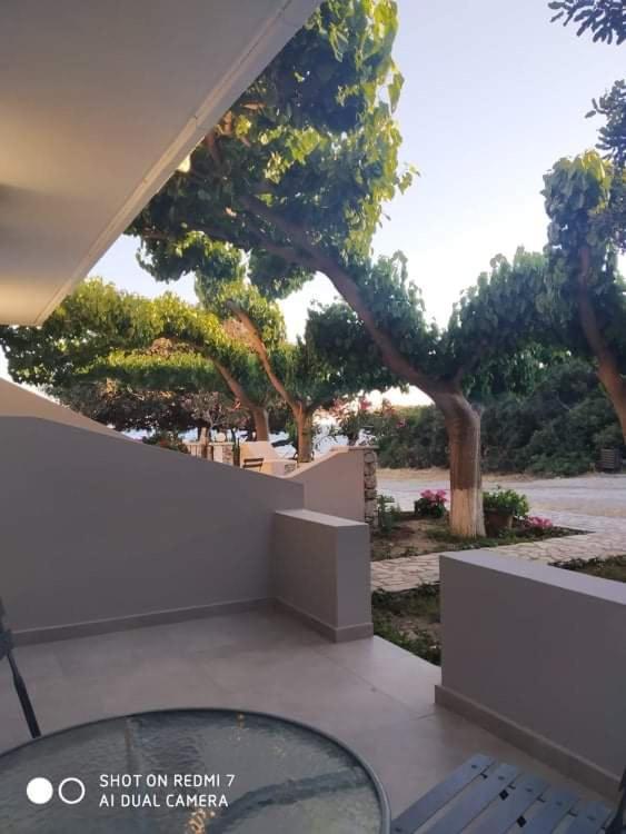 Galini Apartment'S-Suites Skaloti Buitenkant foto